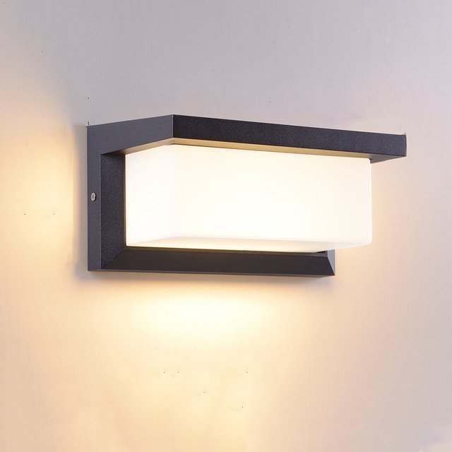 Aster Outdoor Wall Lamp