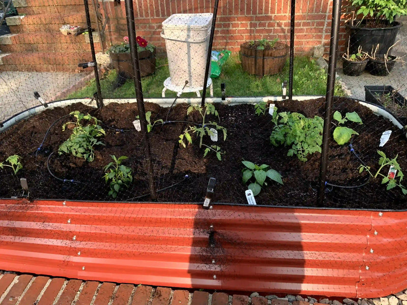 17" Tall, 12-in-1 Raised Garden Bed in Barn Red