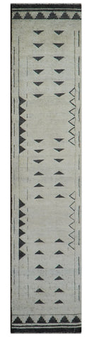 Custom Made Contemporary Design Black And Beige Hand knotted wool Area Rug