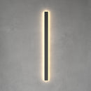 Svelte Outdoor Linear Lamp