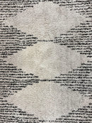 Shag Rug 5x8, Off White and Black Modern Contemporary Shag Area Rug, Moroccan Style Rug 5 x 8 ft, Medium Sized Rug, nuLoom Rug