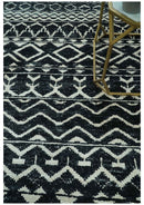 5.6x8.6 Black and Ivory Hand Knotted Southwestern Tribal Trellis wool Area Rug
