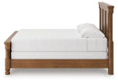 Rowlenstown - Poster Bed