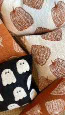 White pumpkin lumbar pillow cover