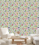 Elegant Meadow Flowers on White Wallpaper