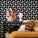 Geometric Wallpaper with a Bold Quarter-Circle Motif in Black and White - B795
