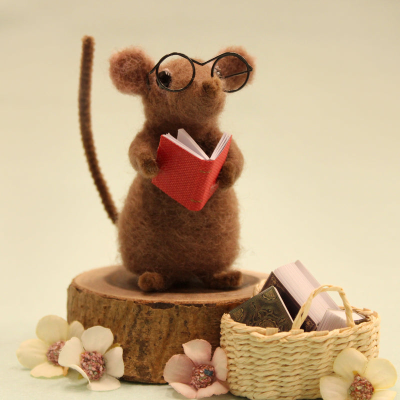 Felting Kit - Brown Mouse Needle Felt Kit