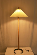 Caprani Wood Floor Lamp