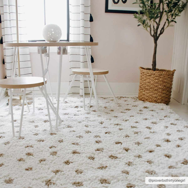 Chaia Dotted Cream & Brown Plush Rug