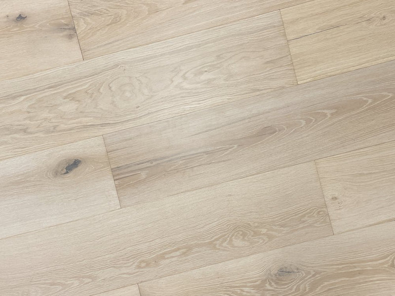 Engineered Hardwood European Oak 9.5" Wide, 86.5" RL, 5/8" Thick Wirebrushed Sonder Chateau Fawn - Mazzia Collection profile view