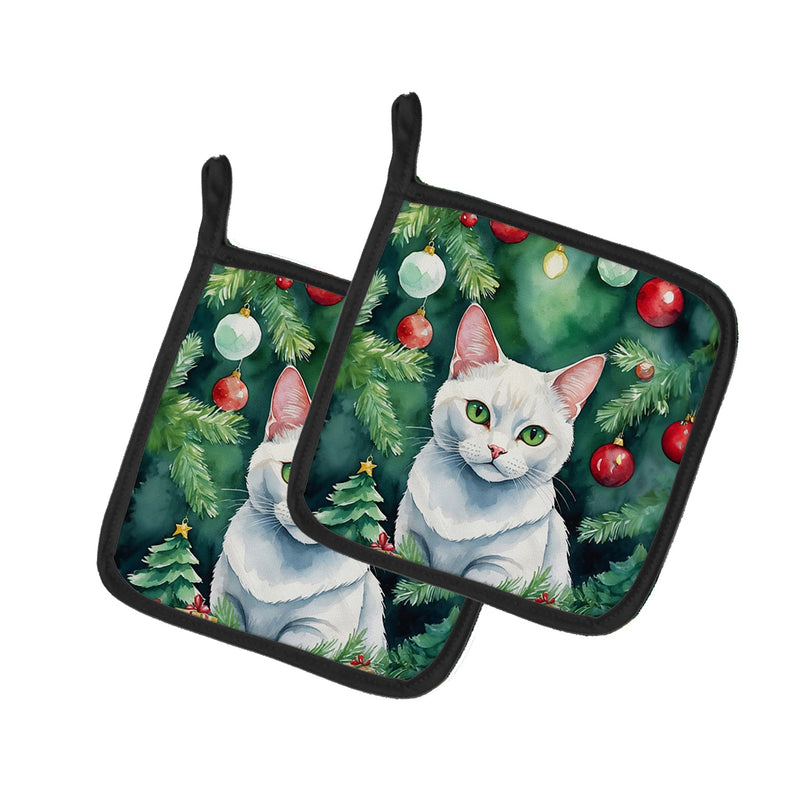 Khao Manee Cat By the Christmas Tree Pair of Pot Holders