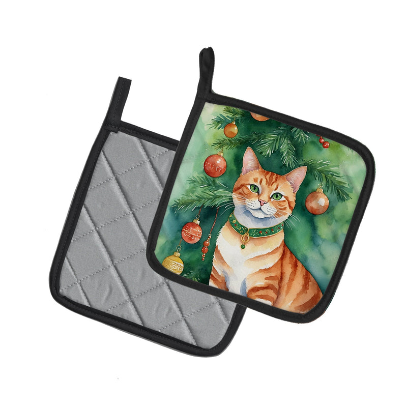 Suphalak Cat By the Christmas Tree Pair of Pot Holders