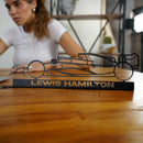 Metal Stand Silhouette - NC1048