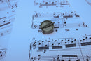 Drum w-drumsticks Lapel Pin