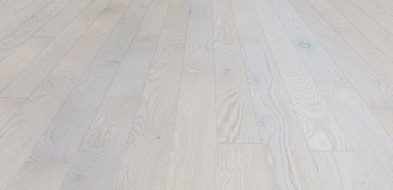 Woodland Treasures 5/8 in. x 7.5 in. x 95.5 in. Long Plank Engineered Hardwood Flooring