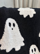 Spooky Ghost Throw Blanket
