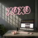 XOXO Word Art Metal Wall Decor – Modern Love Quote Design - KAFGP114