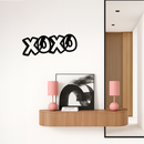 XOXO Word Art Metal Wall Decor – Modern Love Quote Design - KAFGP114