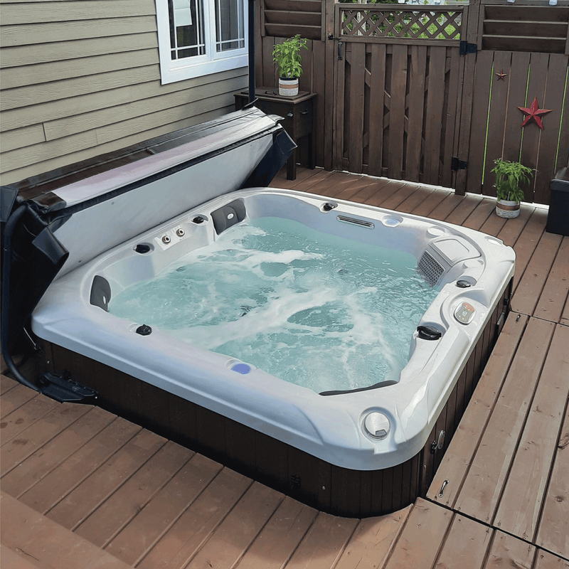 Cambridge 6-Person 34-Jet Hot Tub