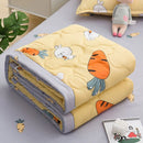 DecorBites™ Daisy Print Quilt for Spring Summer, Queen Size, Mechanical Wash, Comfortable Blanket