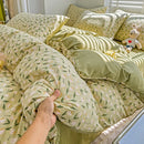 DecorBites™ Cotton Flower Printed Comforter Set: Breathable Double-Layer Yarn, Soft Bedding for Girls