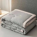 DecorBites™ Cooling Cotton Quilt with Washable Core for Single Bed in Dorm