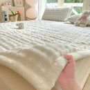 DecorBites™ Cozy Faux Rabbit Fur Quilted Mattress: Super Soft Warm Tatami Mat for Home