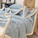 DecorBites™ Cozy Jacquard Taffeta & Flannel Nap Blanket - Warm, Thick Comforter for Bedroom