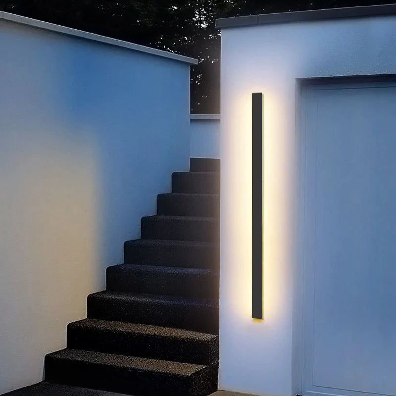 Outdoor LED Wall Lamp with IP65 Minimalist Design and Atmospheric Illumination