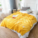 DecorBites™ Cozy Hug Blanket - Soft Sweatshirt Throw for Sofa & Bed