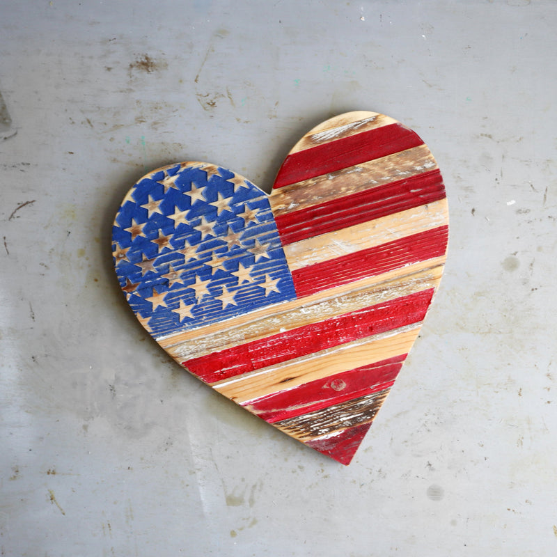 USA Pallet Wood Hearts