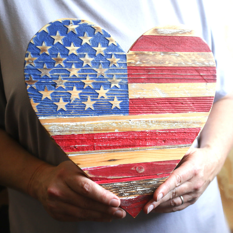 USA Pallet Wood Hearts