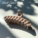 Velvet Claws Hair Clip | The Chain in Toasted Marshmallow Hair Claw