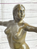 Fernando Botero Nude Girl Kicking Bronze Metal Statue Sculpture Modern Art 17" x 11"