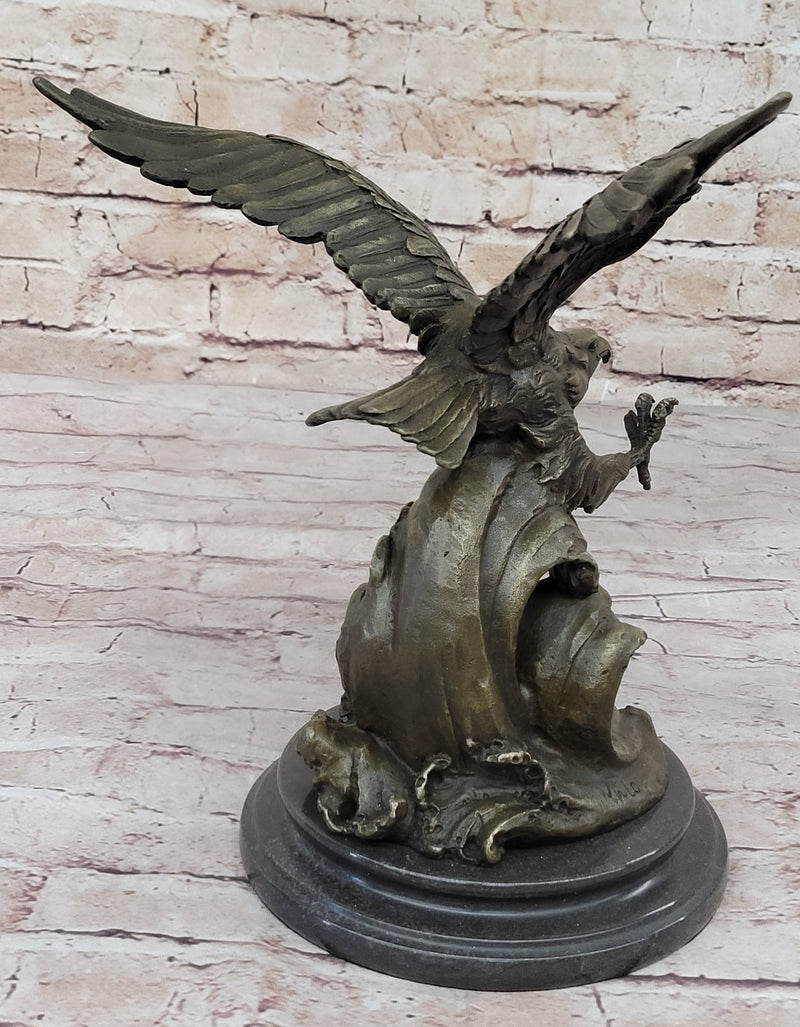 BRONZE Eagle Hawk Falcon Osprey Garden Park Zoo Statue Sculpture Figure