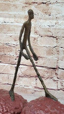 L`homme qui marche I / Walking Man 3 - Tribute to Giacometti - Bronze Sculupture