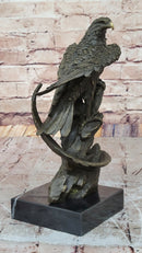 Regal Bronze Eagle Sculpture – Majestic Bird of Prey on Marble Base