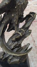 Regal Bronze Eagle Sculpture – Majestic Bird of Prey on Marble Base