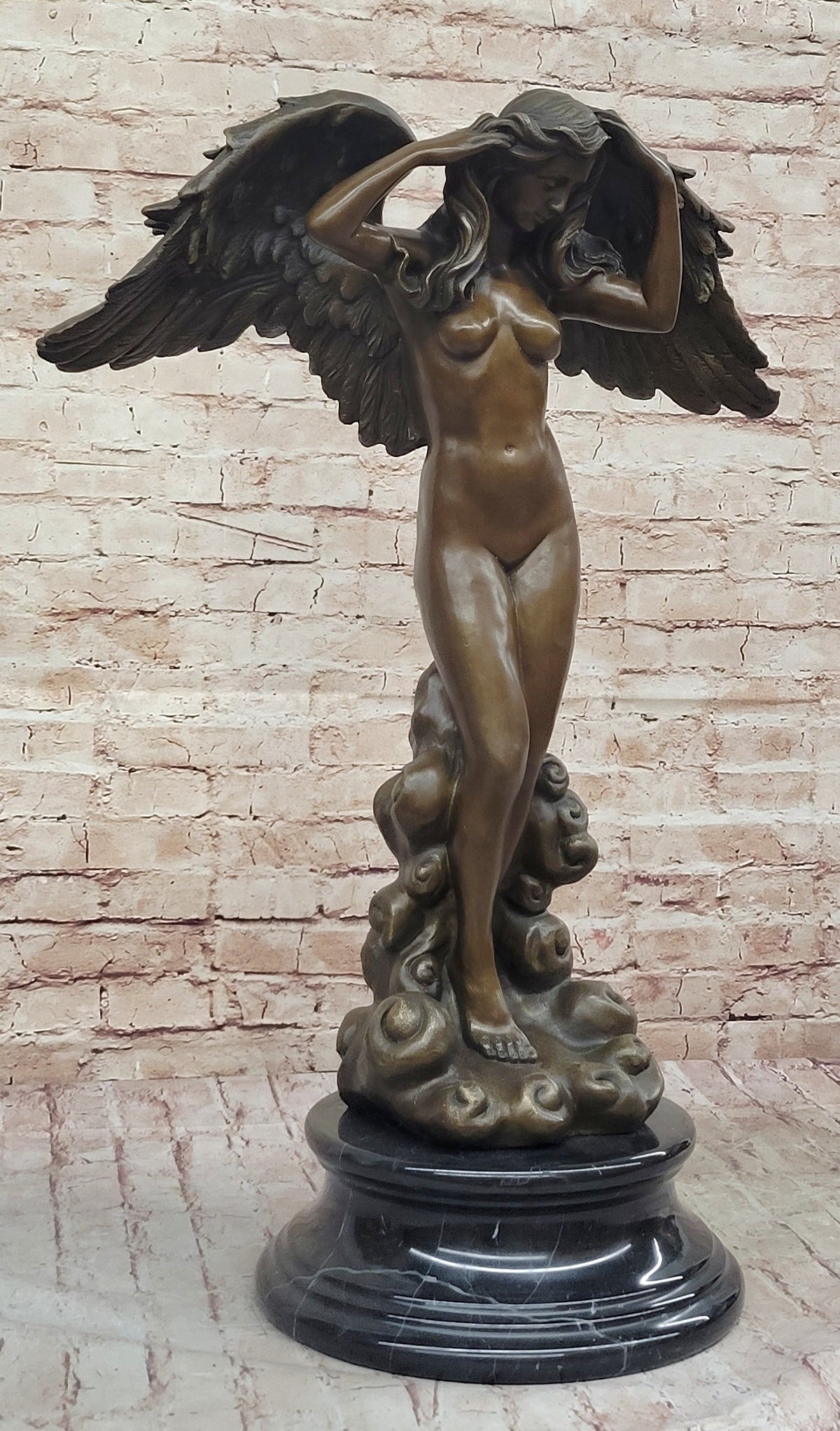 加藤日砂A window Scene Angel in Bronze Descending Night by Adolph Weinman Bronze Angel Statue Sculpture Figur