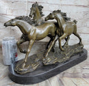 Bronze Marble Statue Wild Horse Galloping Mustang Ranch Hot Cast Marble Figurine