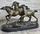 Bronze Marble Statue Wild Horse Galloping Mustang Ranch Hot Cast Marble Figurine