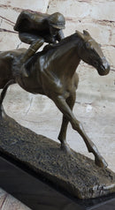 JOCKEY RIDING HORSE BRONZE STATUE FIGURE FIGURIN HOT CAST MARBLE BASE SCULPTURE