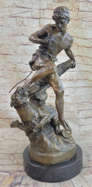 David vs. The Lion - Biblical Bronze Handmade Sculpture on Marble Base