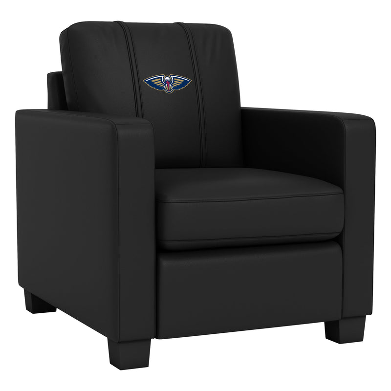 Dyno Stationary Club Chair with New Orleans Pelicans Primary Logo