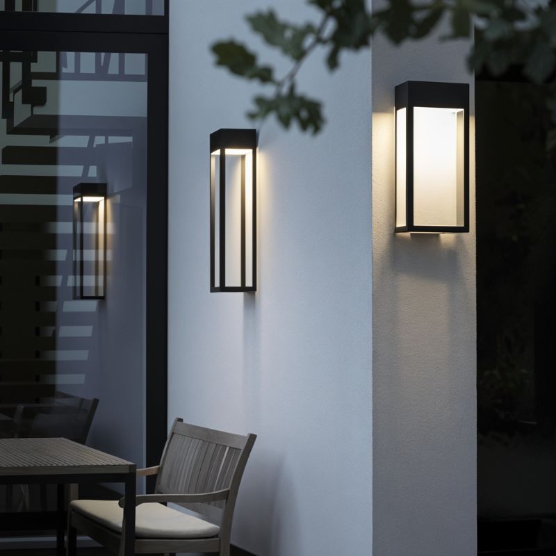 Aelina Outdoor Wall Lamp