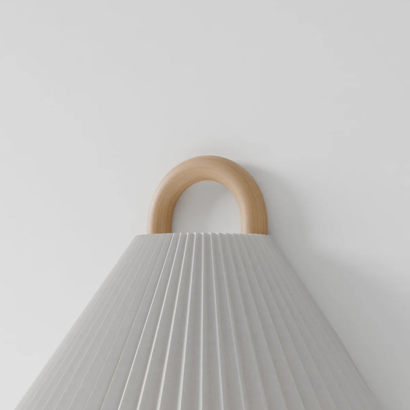 Aine Wall Lamp