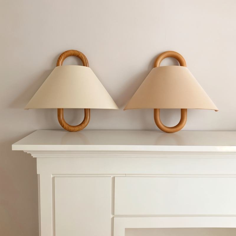 Aine Wall Lamp