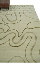 Beige and Olive Snake Design Handloom 5.x8.6 wool and art Silk Area Rug