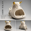 Black and gold ceramic bull ashtray living room cartoon cow decor