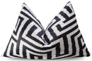 Canvello Luxury Decorative Black White Throw Pillow | 16 x 24 in (40 x 60 cm)